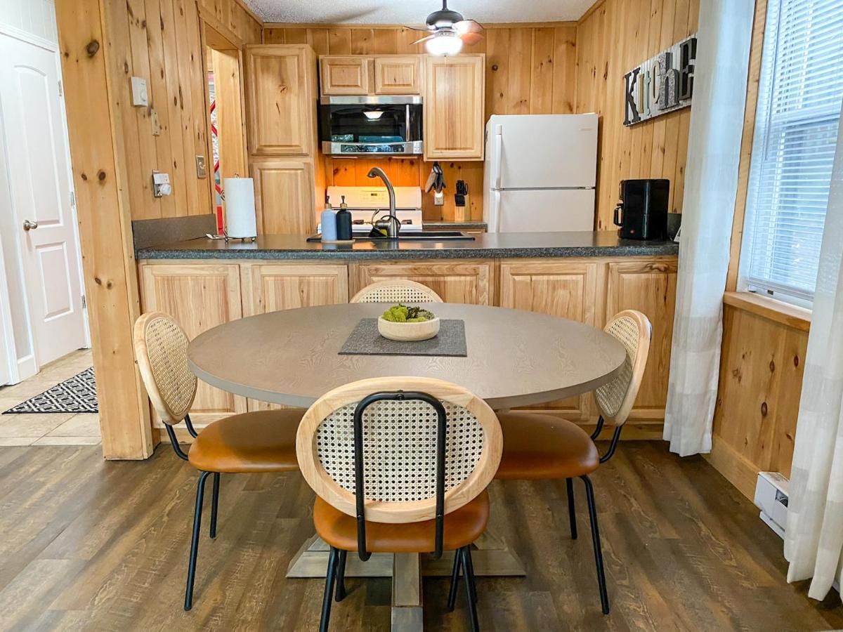 Your Perfect Basecamp For Mountain Adventures! Beech Mountain Exterior photo